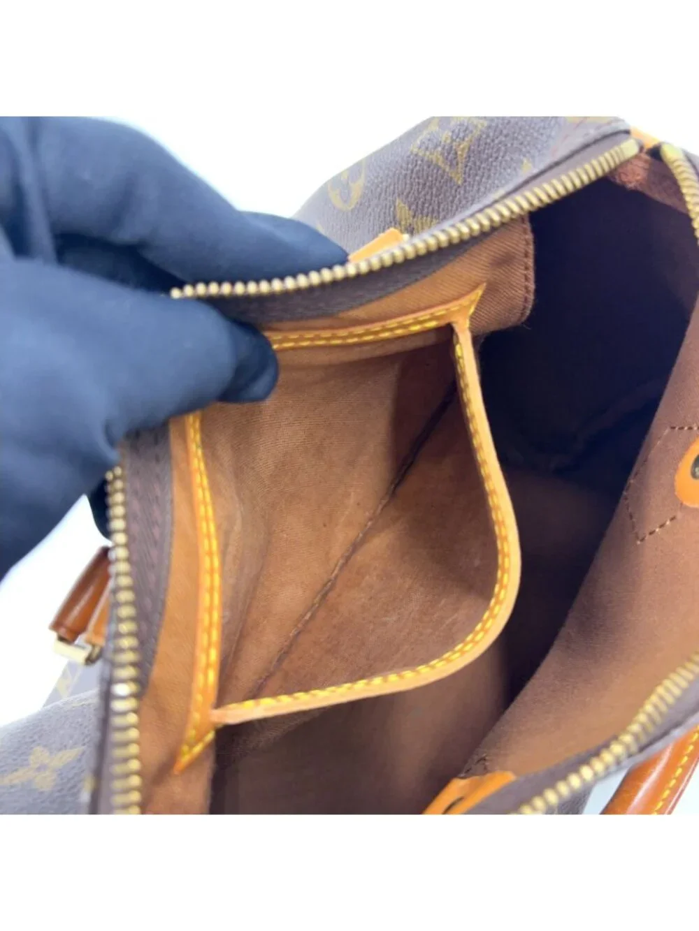 Louis Vuitton Speedy 25 Vintage Handbag